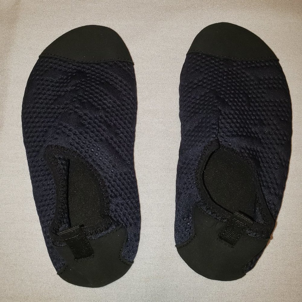 JIASUQI Kids Boys-Girls Athletic Water Shoes Aqua Socks for Beach  12 1/2 to 13